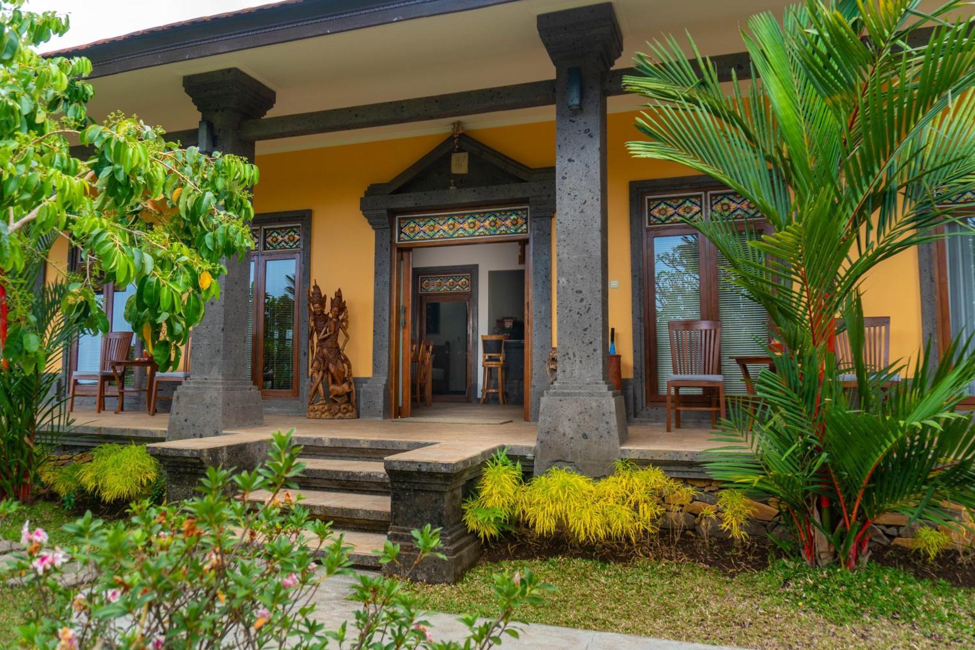 Villa Selonding Batu Ловина Экстерьер фото
